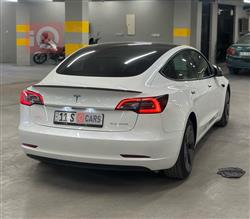 تسلا موديل 3